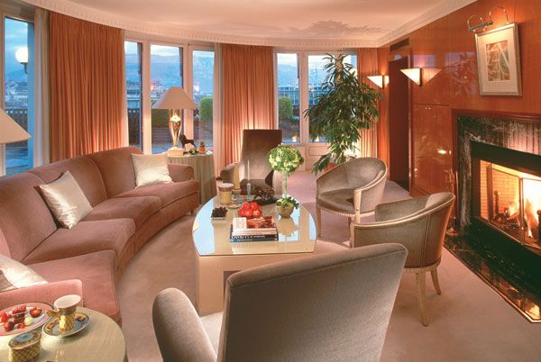 MANDARIN ORIENTAL HOTEL DU RHONE 5*,  